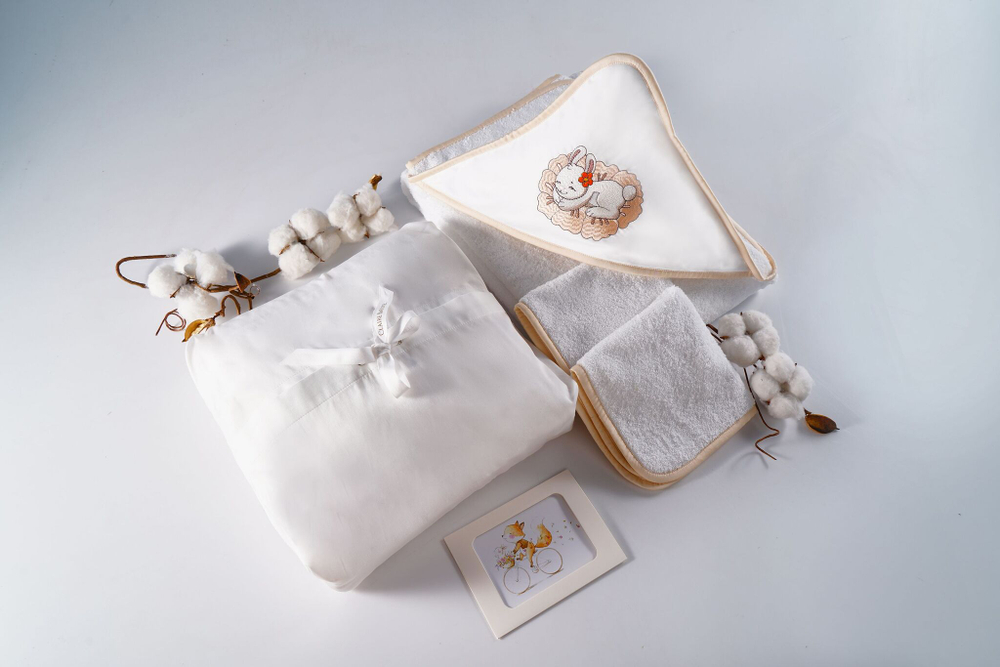 Набор полотенец для новорожденных Claire Batiste Atelier Зайчик на цветке