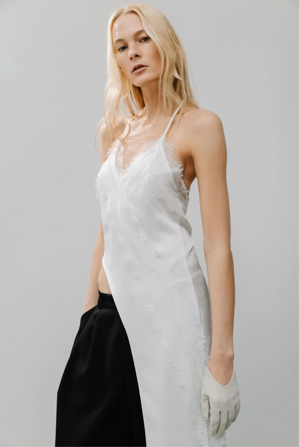 Топ с кружевом белый