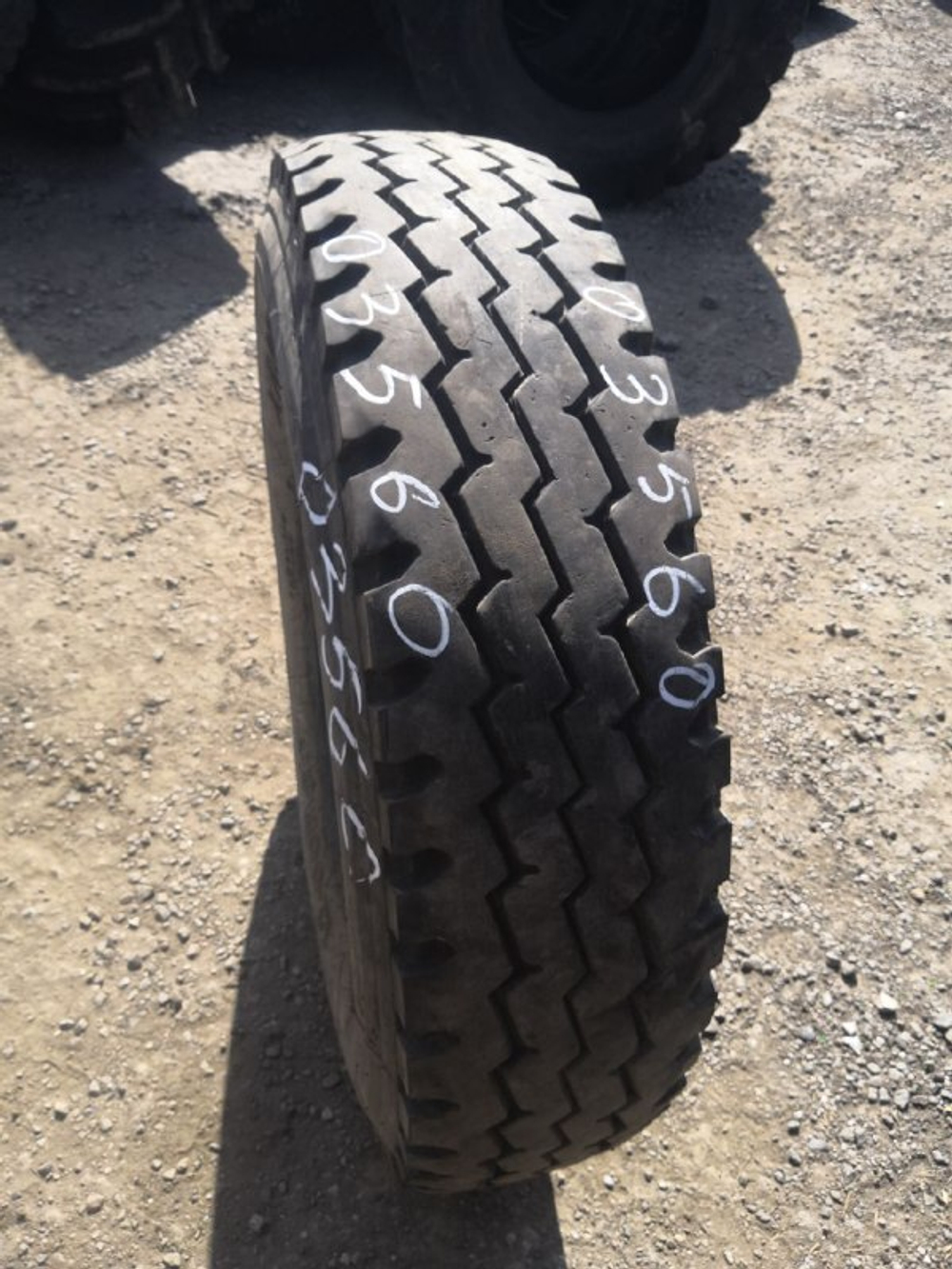 12.00R20 TUNEFUL XR818 шина б/у