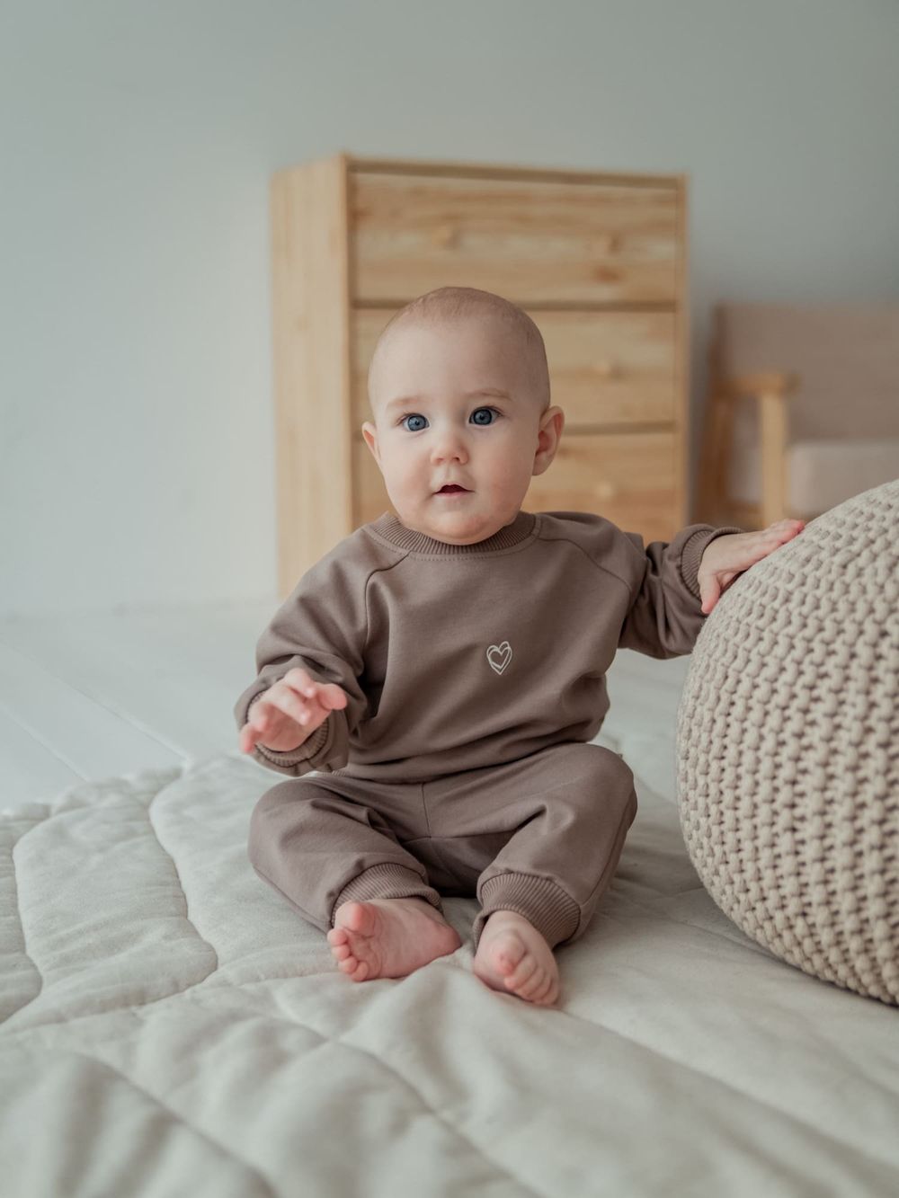 Свитшот облегченный "Кокос" с вышивкой 0+