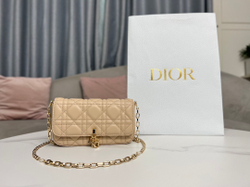 Christian Dior Bag 18 cm
