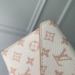 Louis Vuitton Pouch Metis Belt