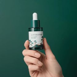 ROUND LAB Сыворотка с экстрактами сосны и центеллы Pine Calming Cica Ampoule (30 мл)