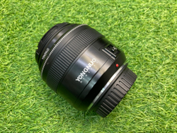 YongNuo AF 85mm 1.8 Canon EF