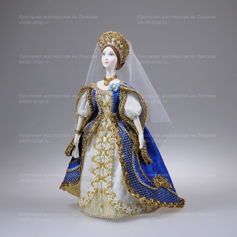 Сувенирная кукла в придворном костюме конца 19 века