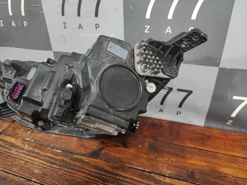 Фара правая LED Chery Tiggo 8 Pro 21-нв Б/У Оригинал 605000235AA