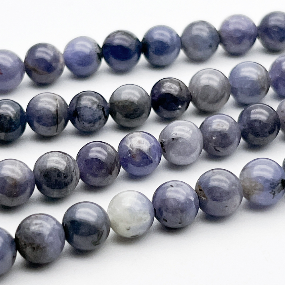 Танзанит бусины, диаметр около 7,2-7,5 мм, цена за 14 шт (1/4 нити)