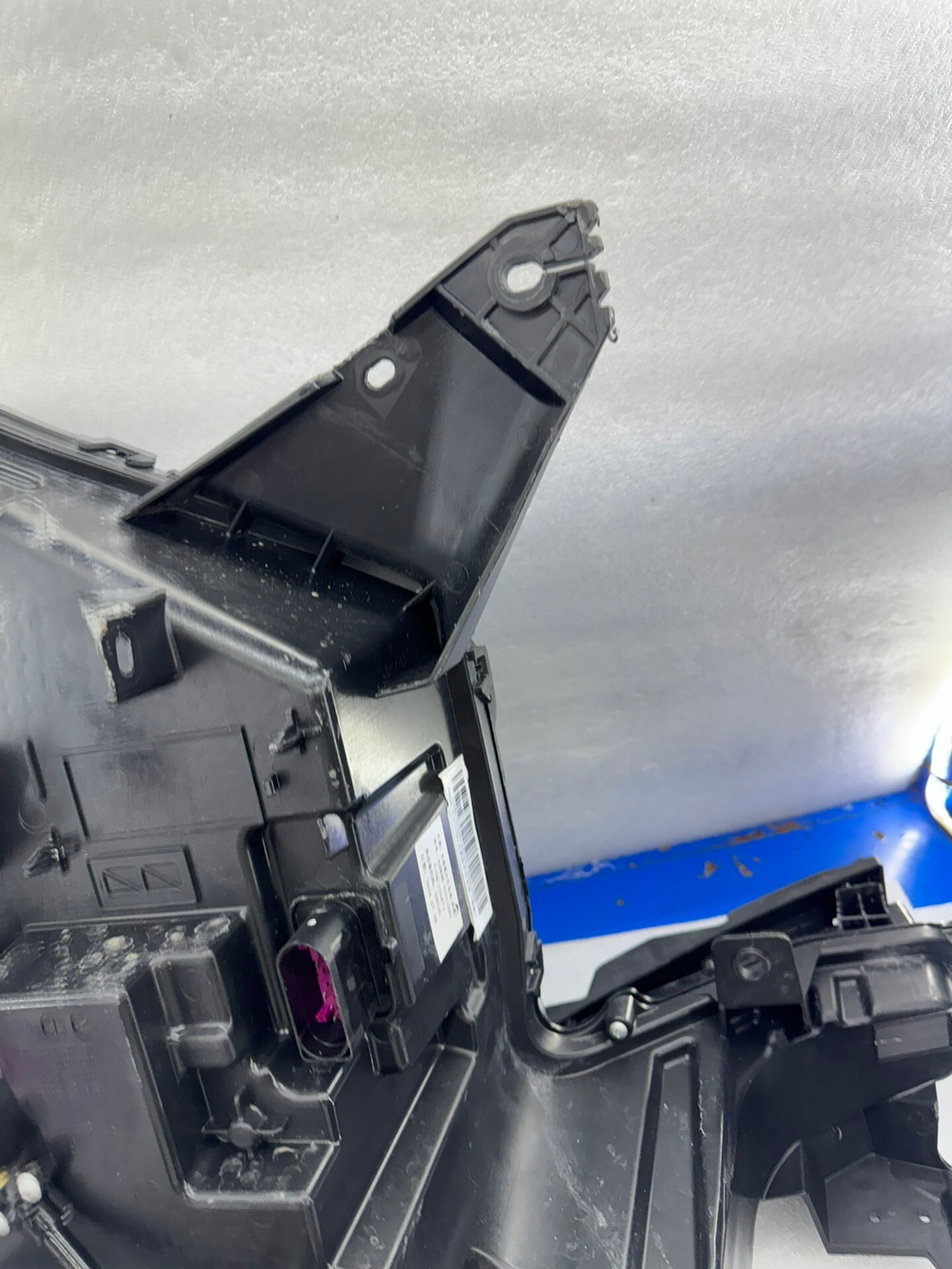 Фара передняя левая LED Dongfeng Fengxing Lingzhi S7