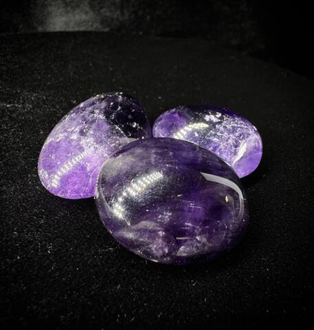 Аметист (крупная галтовка)