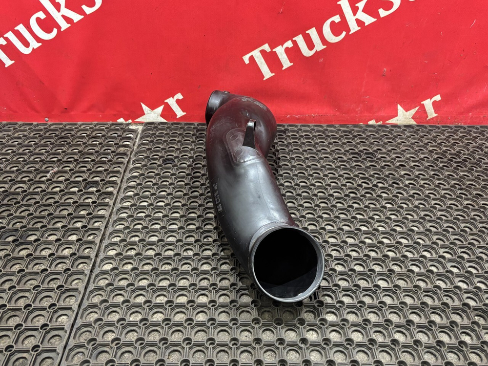 Патрубок воздушного фильтра 2023г