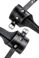 Черные подвесы с белой строчкой