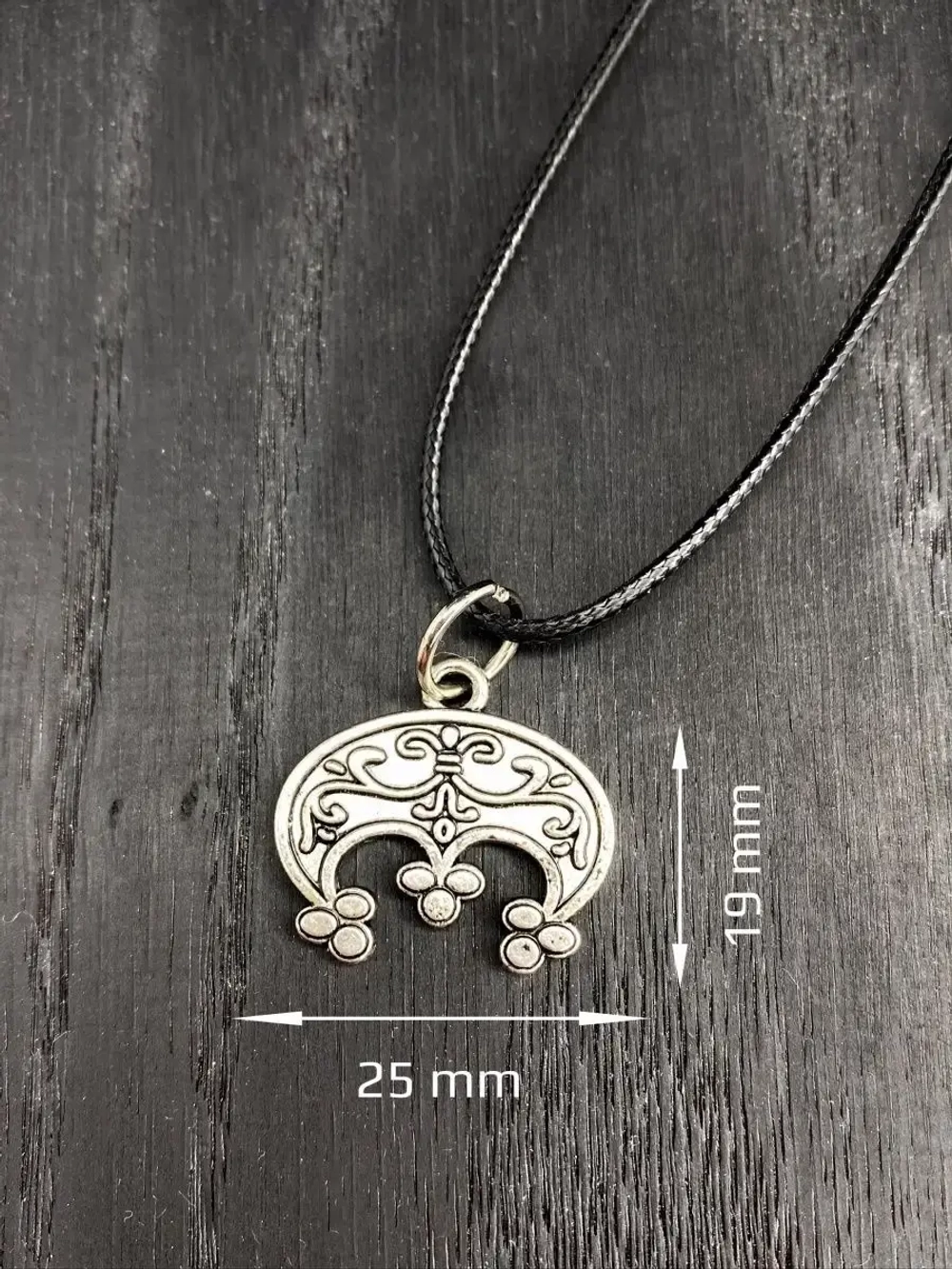 Защитный магический славянский кулон оберег Лунница сталь