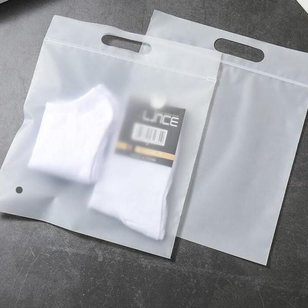 Пакет Zip-lock с вырубной ручкой матовый 70мкм 25*35 см