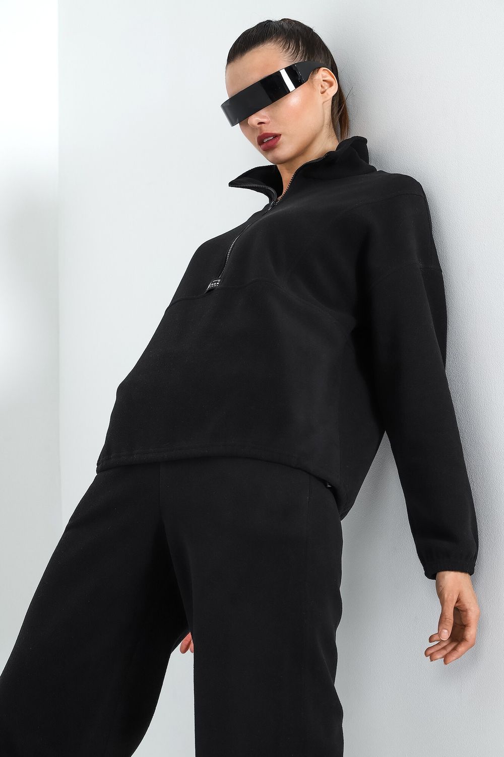 Костюм женский Скай-2 Виотекс ЧЁРНЫЙ