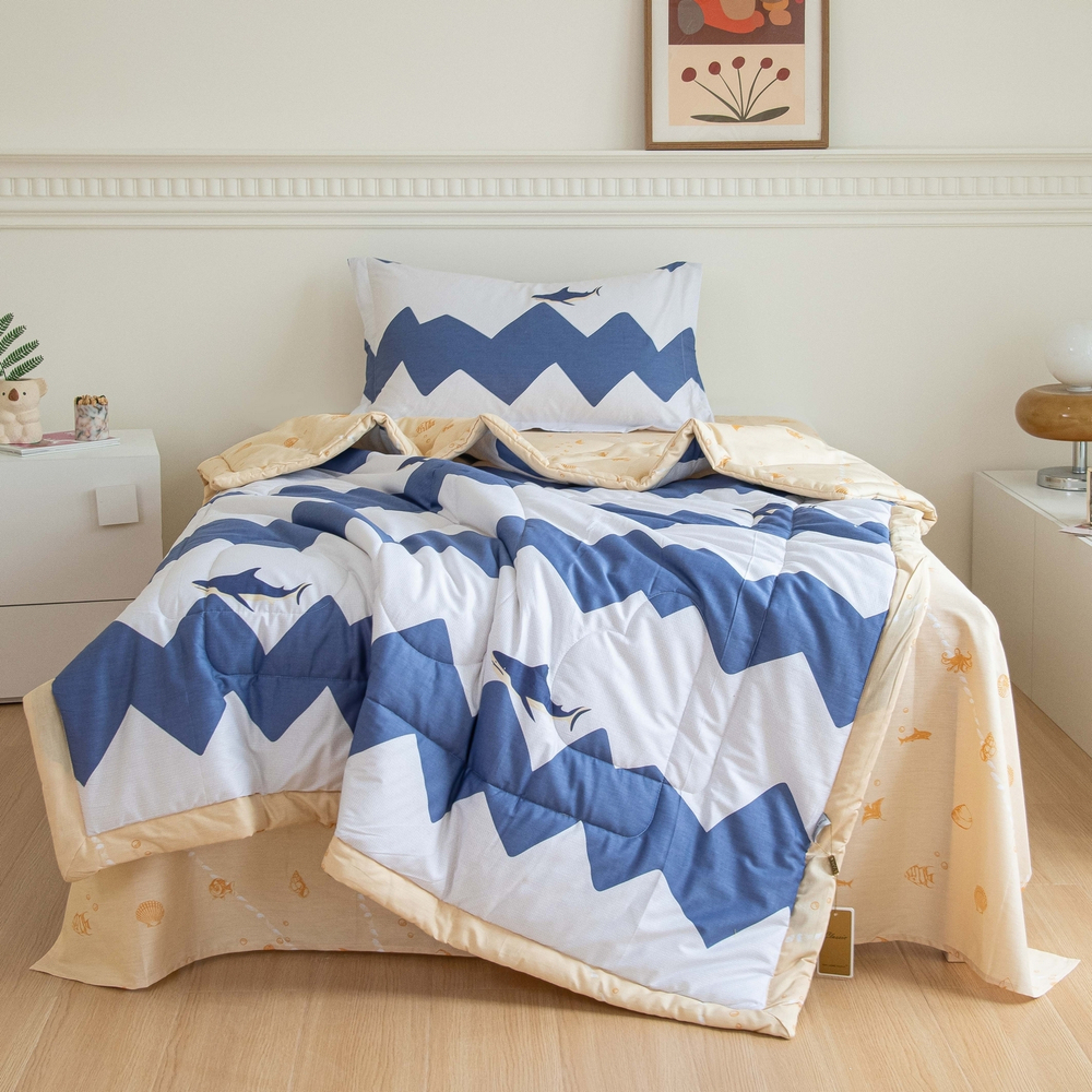 Комплект постельного белья Сатин с Одеялом Young 100% хлопок на резинке OBKR017