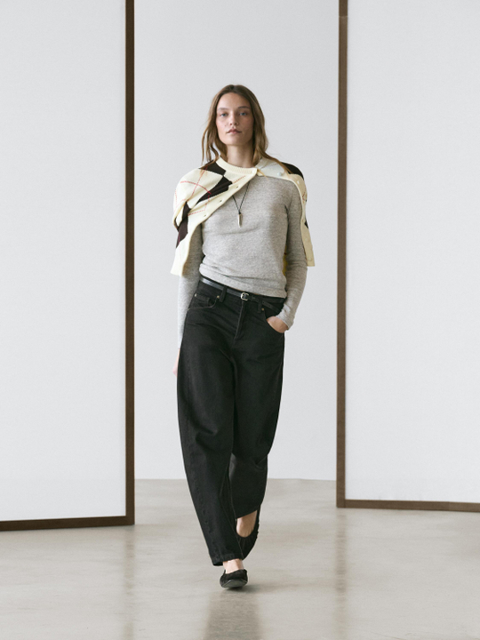 Massimo Dutti Джинсы свободного кроя со средней посадкой, шоколадный