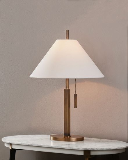 Настольная лампа “Метлик”