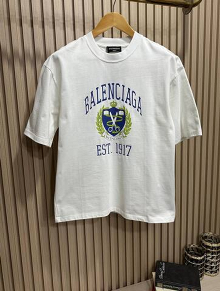 Футболка Balenciaga