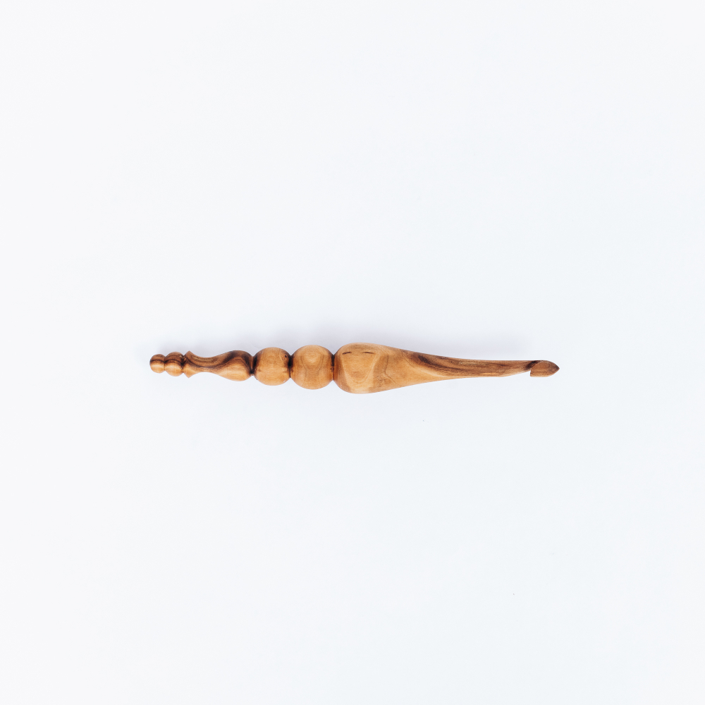 Деревянный крючок для вязания из древесины сливы 7 мм. K194