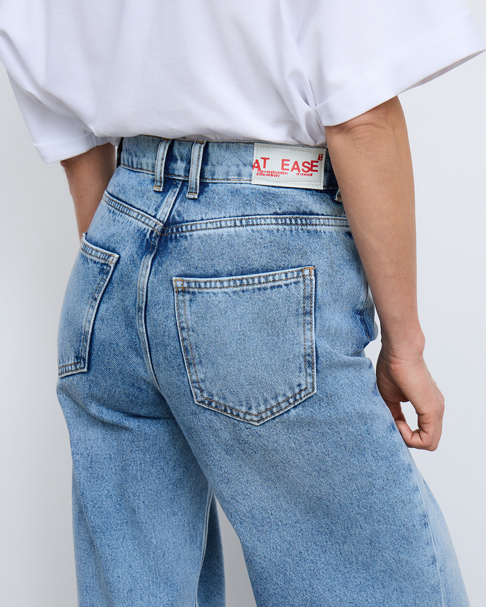 Джинсы Woman Loose Fit Jeans Blue