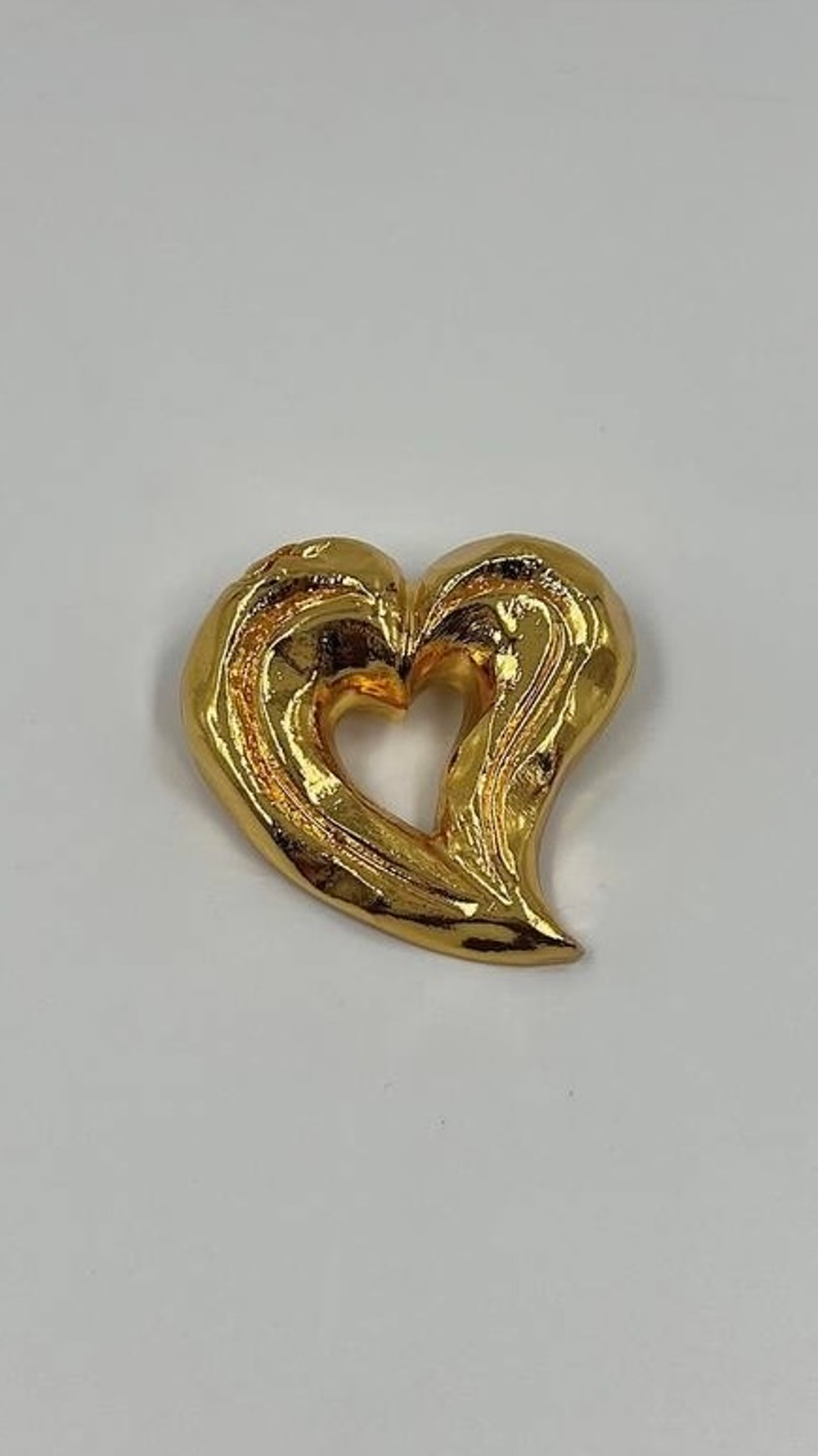 Брошь Сердце Christian Lacroix