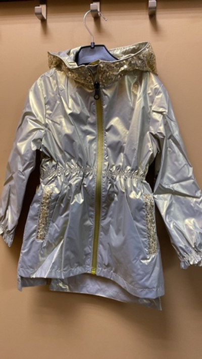Ветровка на девочку с пайетками золотистая, рост 104 см