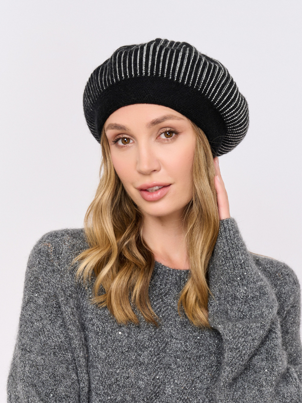 Шапка женская FRANCO VELLO