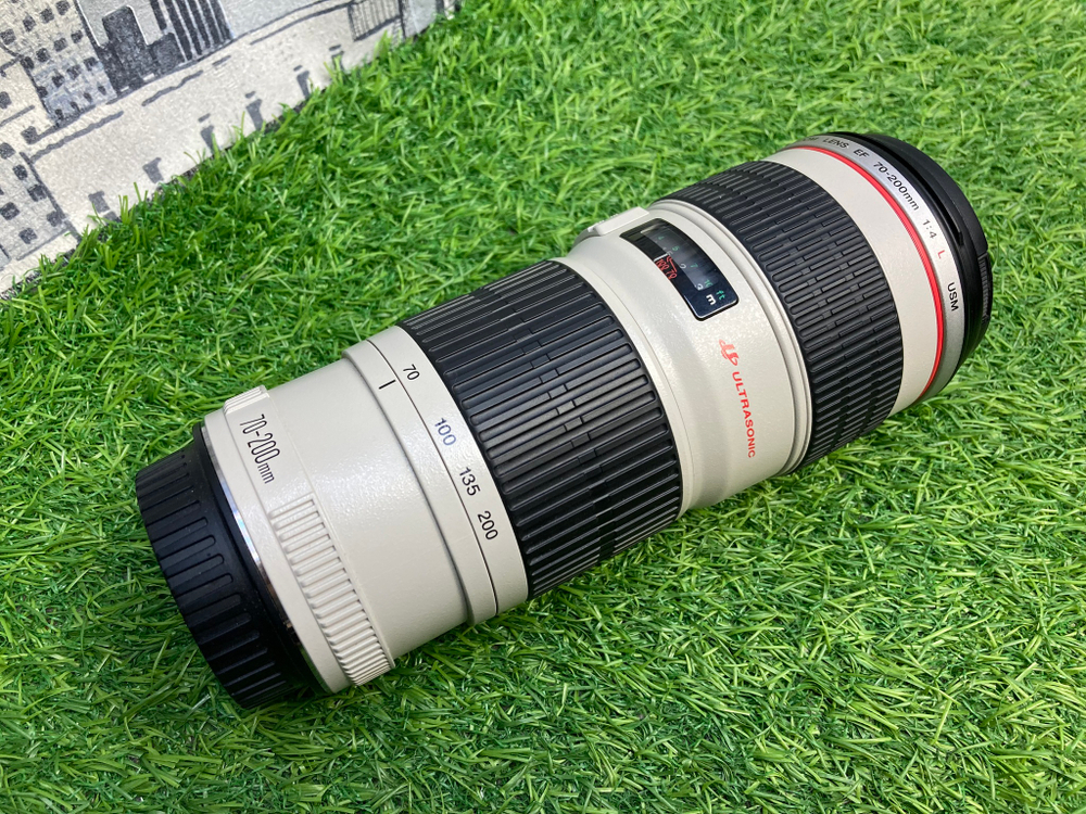 Canon EF 70-200mm 4L USM