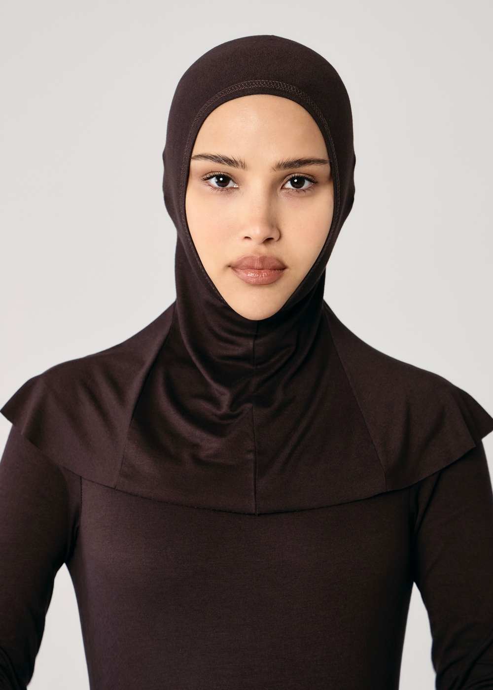 Балаклава утонченная без шва коричневая