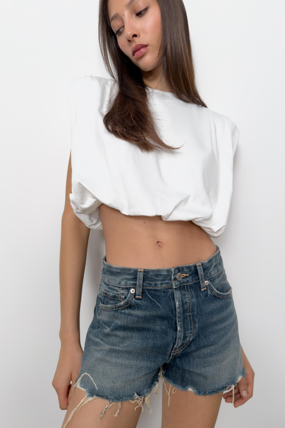 ZARA ТОП-БАЛЛОН С ПОДПЛЕЧНИКАМИ, БЕЛЫЙ