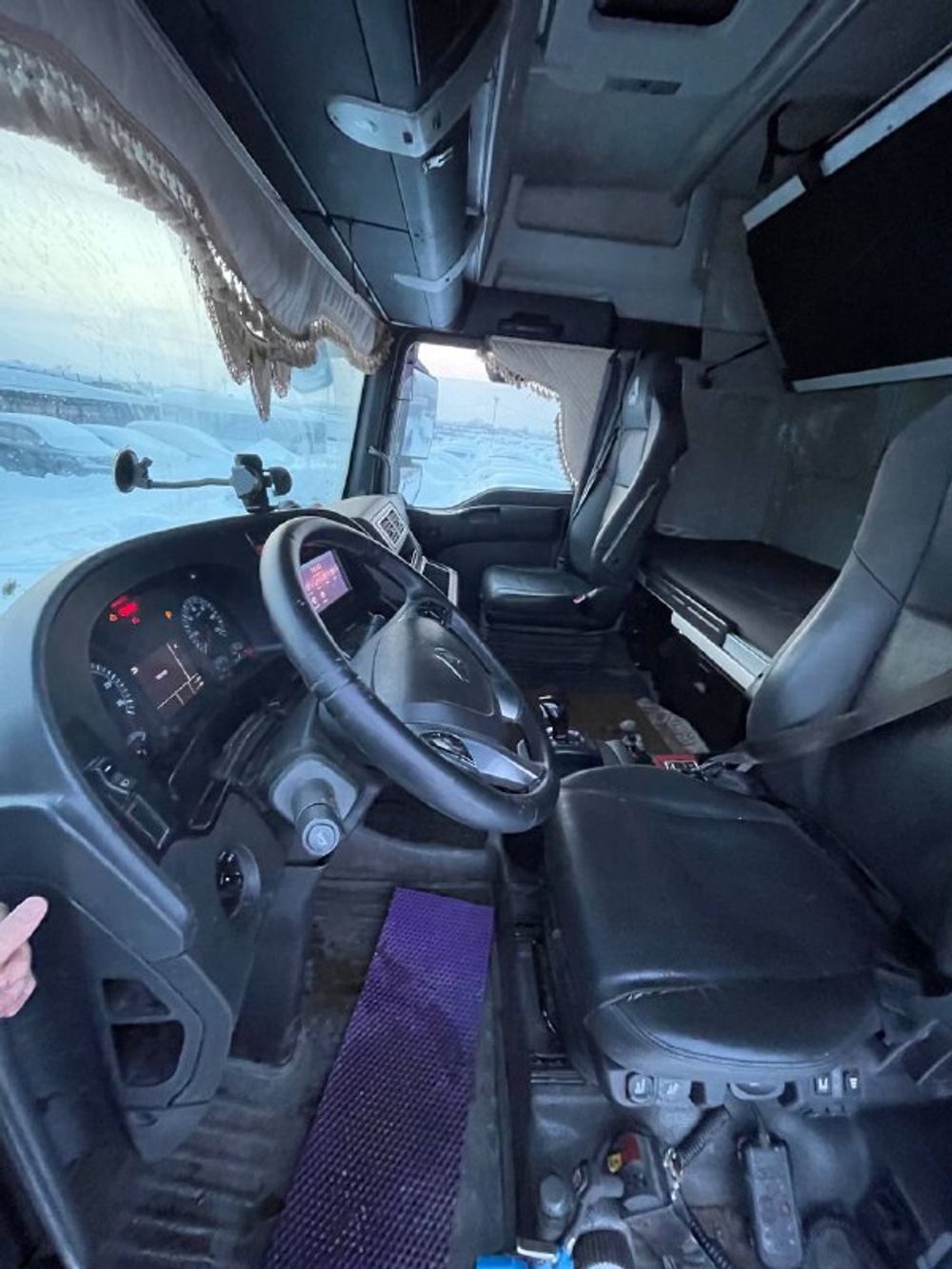SITRAK C7H 6x4 Седельный тягач ZZ4256V364HE (Дизельный, 12,4 л, 480 л.с., АТ)