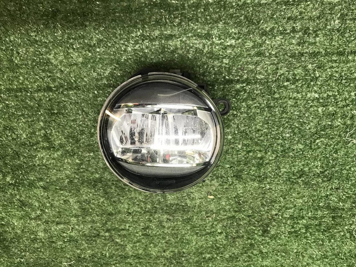 ПТФ левая Toyota Camry XV50 XV70 (2017-2021) LED