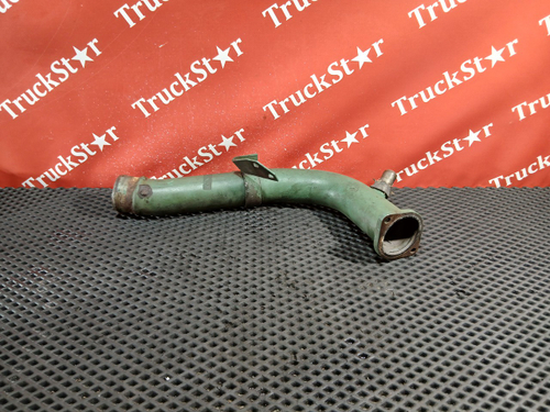 Патрубок системы охлаждения