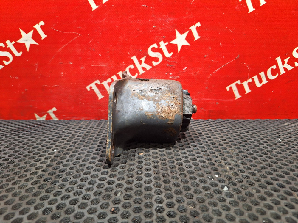 Кронштейн ящика акб 2018г.