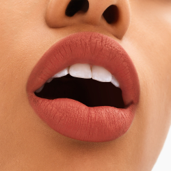 MAC Cosmetics Locked Kiss 24h Lipstick - Стойкая помада с матовым эффектом, 1,8 g