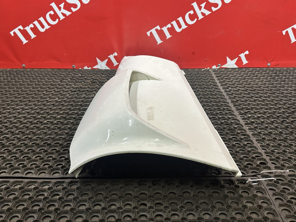 Угол кабины правый 2020г