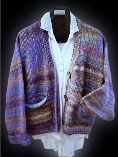 Вязаный кардиган оверсайз с V вырезом Spark на пуговицах