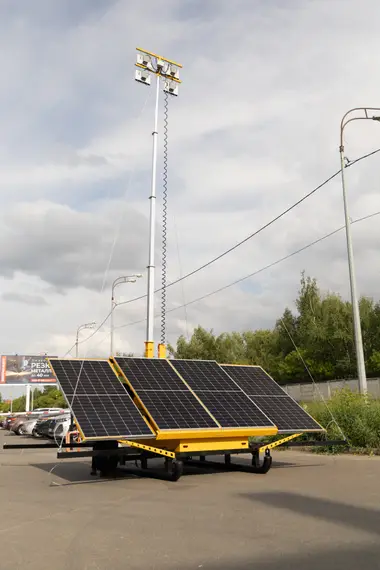 Передвижная автономная осветительная установка YASHEL на солнечных батареях
