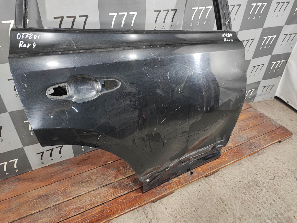 Дверь задняя правая Toyota RAV4 IV (XA40) 12-19 Б/У Оригинал 670030R110