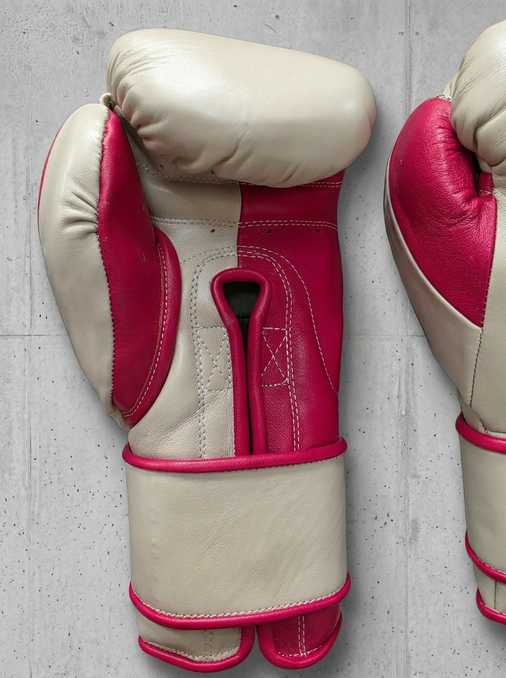 Боксерские перчатки мексиканские Arcade Beige/Red NEW