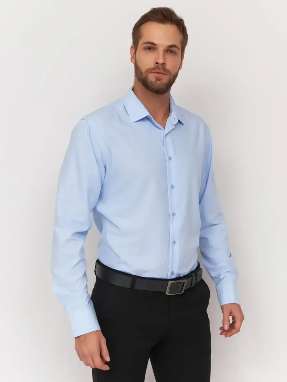 Рубашка классическая с длинным рукавом приталенная