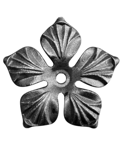Кованый элемент "Цветок" d 90 отверстие 3 (4мм). вес 0,13 кг.
