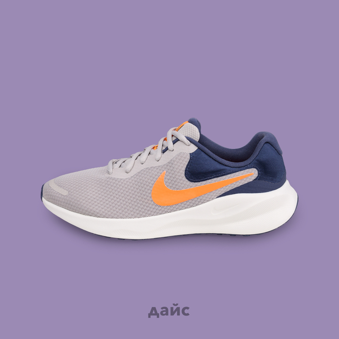 Кроссовки Nike Revolution 7