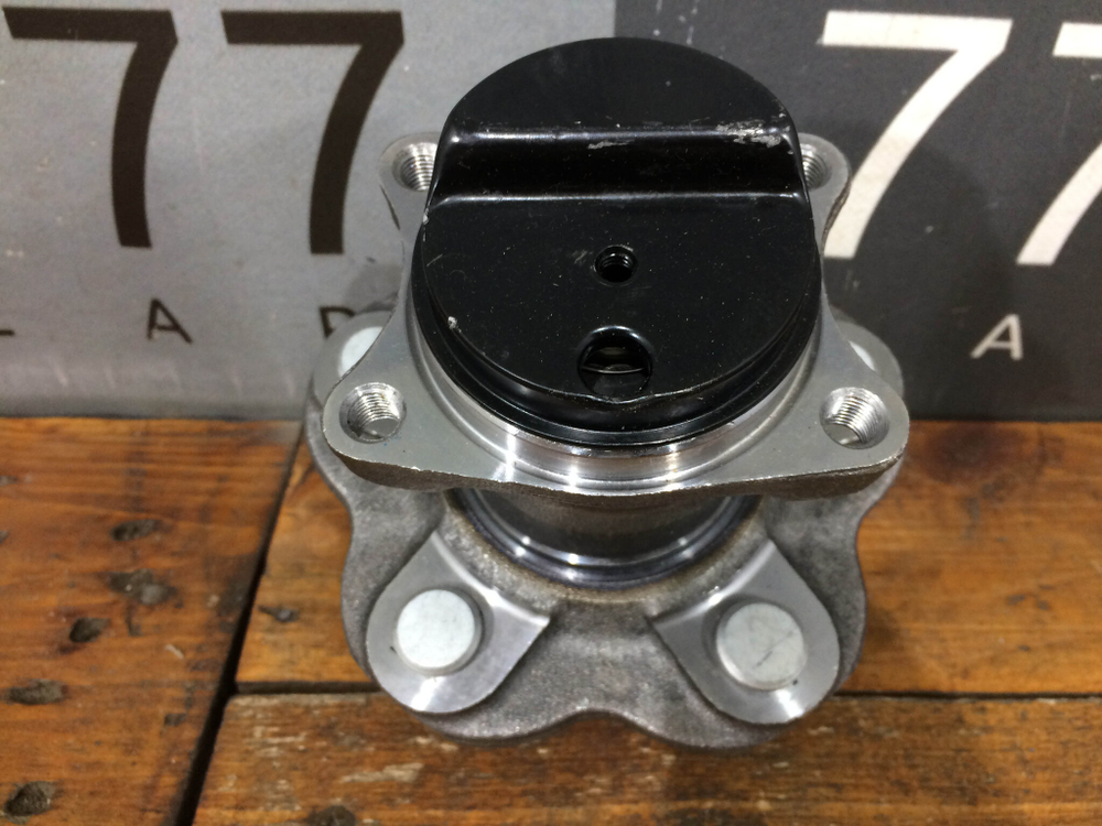 Ступица задняя Nissan Juke (F15) Новая QuattroFreni qf04d00072