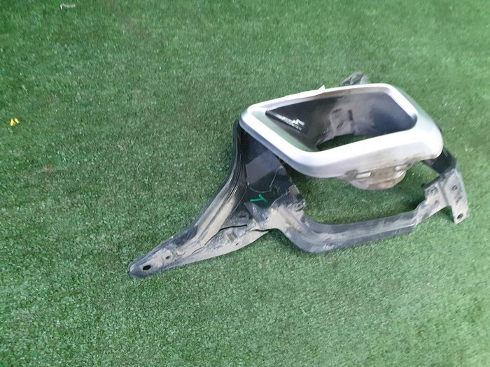 Насадка глушителя правая BMW X5 G05 (2018-2023)