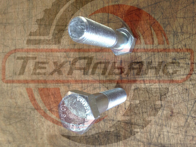 Болт M18*2.5*80  DIN931