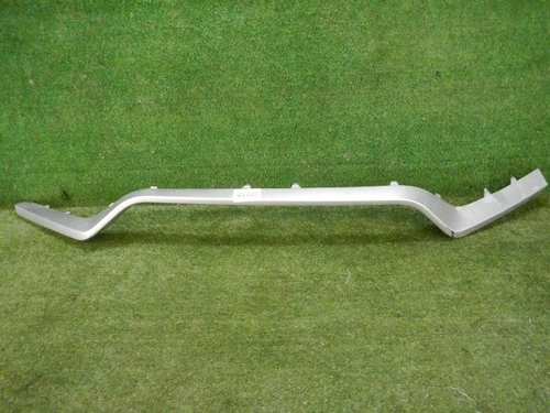 Накладка переднего бампера Lada X-RAY (2015-2022) Cross