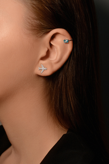 Серебряный кафф "Льдинка" с голубым фианитом