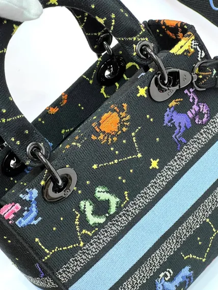 Сумка женская Dior Lady D-lite, модель среднего формата черный