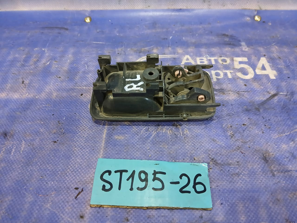 Ручка двери задней левой салонная TOYOTA CARINA 1993